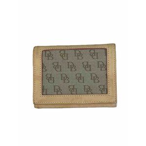 Dooney & Bourke Classic Leather Wallet in Rich Tan